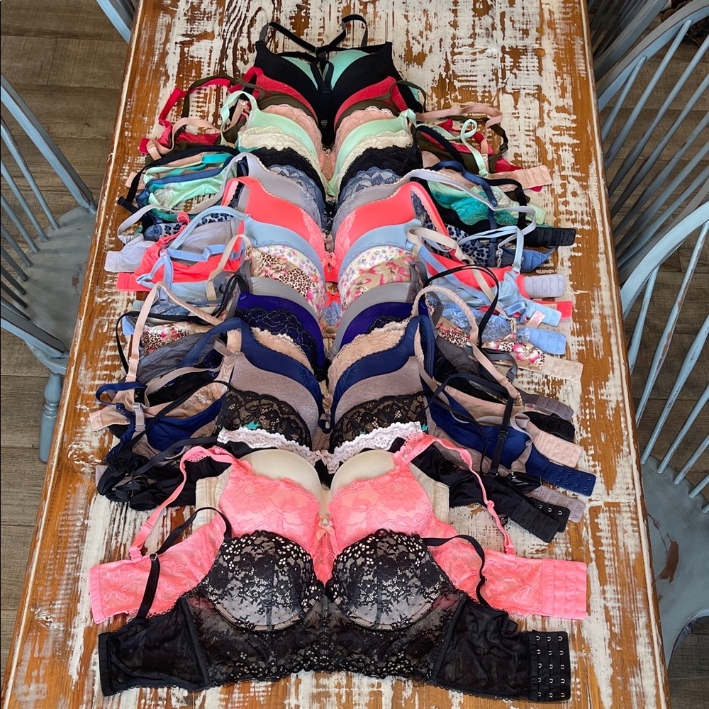 Vintage Collection Victoria’s Secret Bras 36C